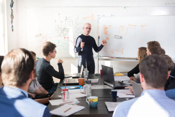 Why Setting Goals Is Essential Why Setting Goals Is Essential